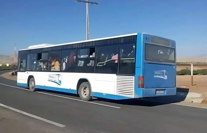 Taza.. Les habitants du district d’Al-Wefaq demandent un troisième bus pour améliorer les transports urbains (photo)