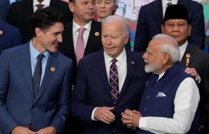 Le Premier ministre Modi, Justin Trudeau et Joe Biden capturés dans un seul cadre sur une photo de famille du G20 à Rio au Brésil