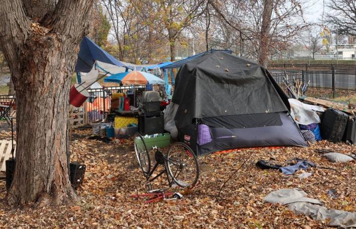 Sursis pour le campement de la rue Notre-Dame