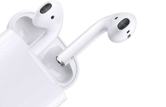 Le prix des Apple AirPods 2 chute à moins de 50 euros pour 24 heures seulement !