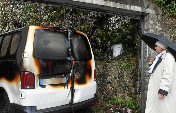 son véhicule incendié à Quimper, cette septuagénaire “n’ose plus sortir de chez elle”