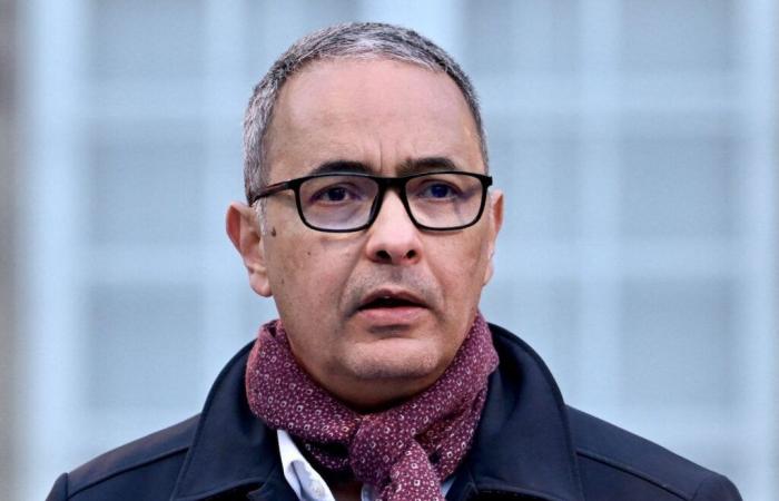 Kamel Daoud accusé d’avoir “violé la vie privée” d’une victime pour son roman