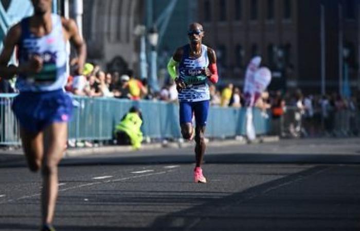 Quand Mo Farah, champion de demi-fond, court rejoindre ses pickpockets