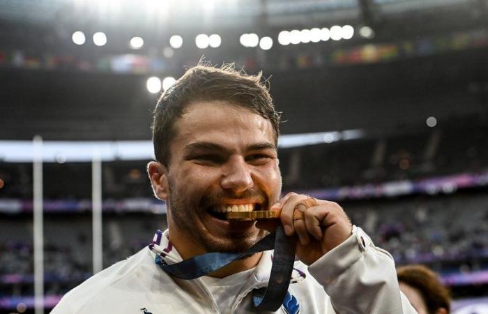 World Rugby Awards – La présence de Dupont ? “Je pense que c’est un manque de respect”, estime l’entraîneur argentin