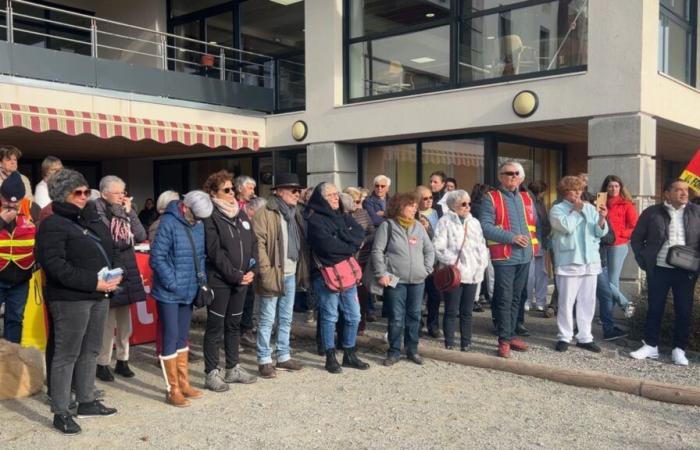 mobilisation contre la fermeture de la crèche de l’Ehpad