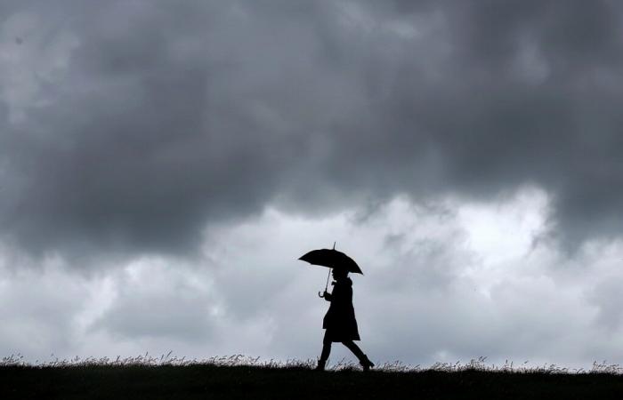 70 départements en alerte face aux vents violents et aux risques d’inondations ce mardi