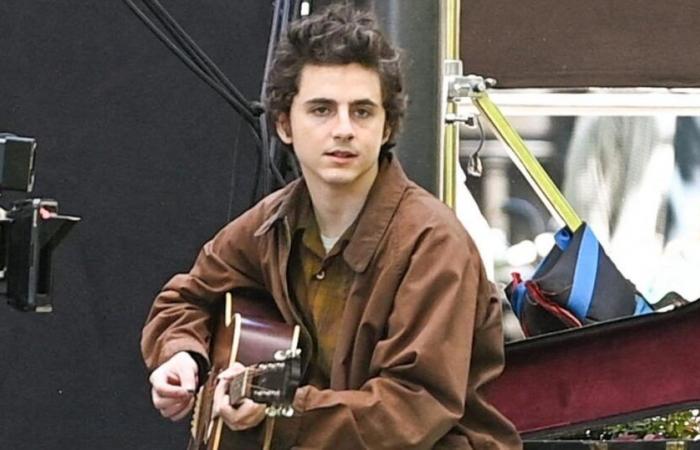 Timothée Chalamet fait frissonner l’équipe du film en chantant Bob Dylan sans play-back