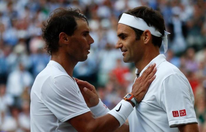 Rafael Nadal salué par Roger Federer, avant la dernière semaine de sa carrière en Coupe Davis