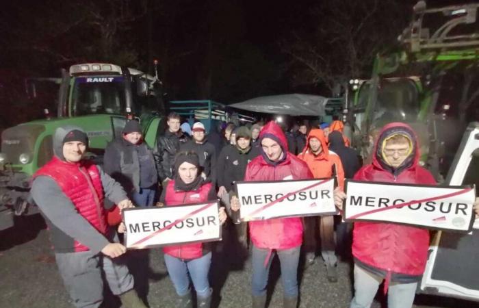 Panneaux démolis, blocages, faux radars… la mobilisation monte en puissance