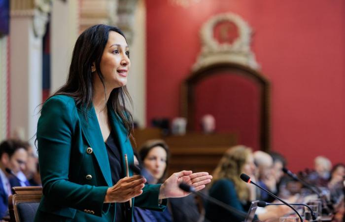 Remarques controversées | Bouazzi s’excuse, l’Assemblée nationale condamne ses propos