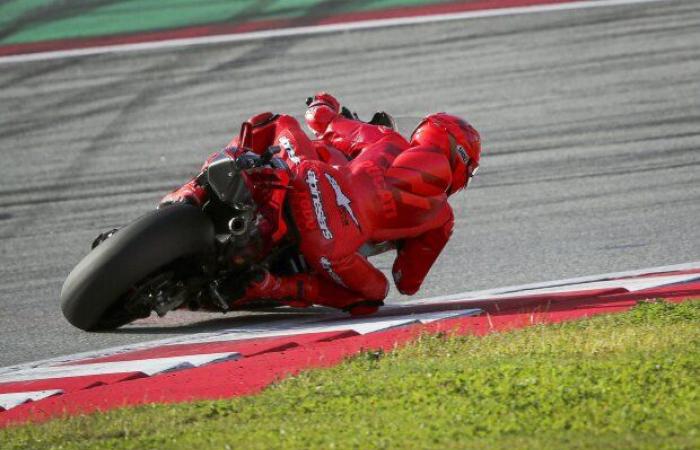 Davide Tardozzi révèle les premières impressions positives de Marc Marquez sur la Ducati GP25