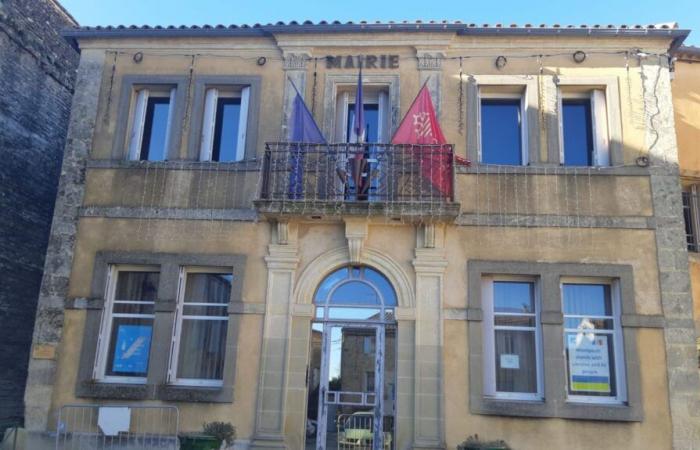 une quarantaine de mairies du Gard fermées pendant trois jours pour protester contre les coupes budgétaires