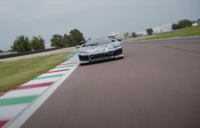 Charles Leclerc et Carlos Sainz testent la F80 à Fiorano