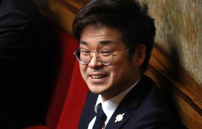 L’ancien député Joachim Son-Forget annonce qu’il a changé de sexe et qu’il s’appelle Eva