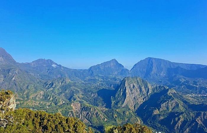 ensoleillé le matin, couvert et légèrement humide l’après-midi