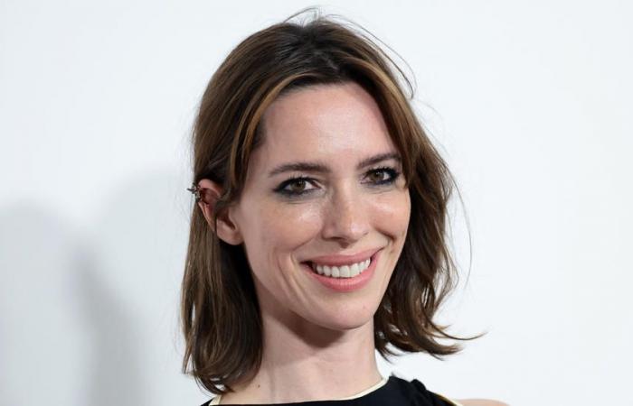 Rebecca Hall revient sur ses propos sur Woody Allen