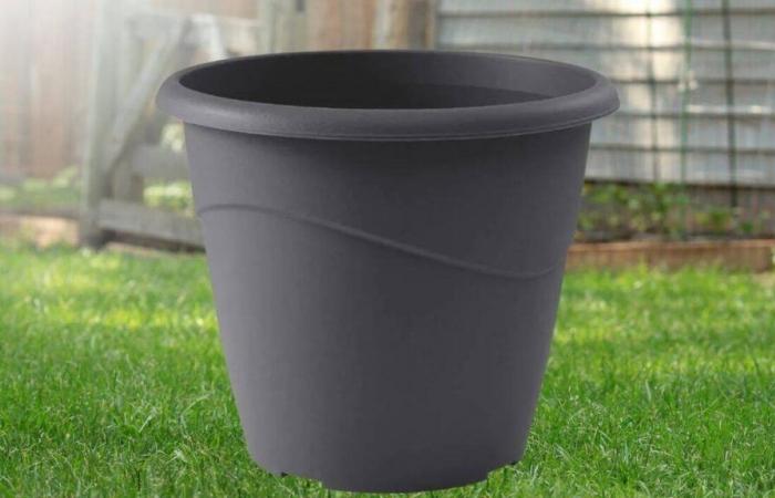 Ce pot de fleur à moins de 9 euros chez Cdiscount ravira les jardiniers