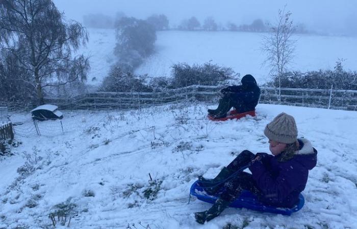 Météo au Royaume-Uni : de nouvelles alertes de neige et de verglas émises alors que les prévisionnistes mettent en garde contre de nouvelles perturbations dans les voyages