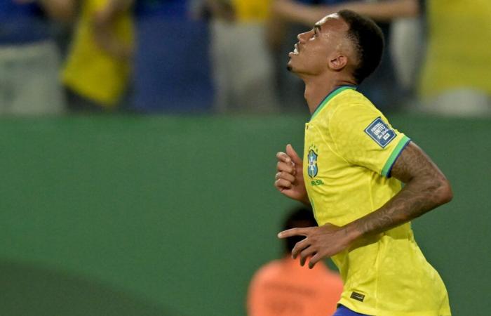 Gabriel Magalhaes impressionne pour le Brésil lors du match nul 1-1 contre l’Uruguay