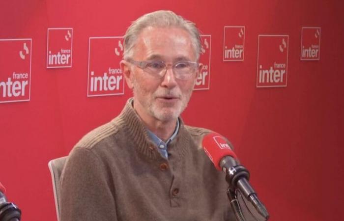 Thierry Lhermitte revient dans les coulisses de cette scène culte des Bronzés sont du ski où Christian Clavier était fou de colère