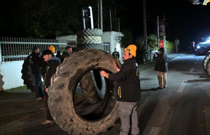 après le blocage de la place de la Libération, des agriculteurs en colère veulent s’installer à l’entrée d’Auch pour filtrer les camions