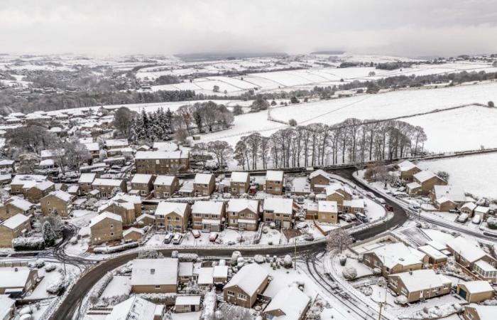 Nouvel avertissement de neige et de glace émis par le Met Office alors que des perturbations de voyage sont attendues