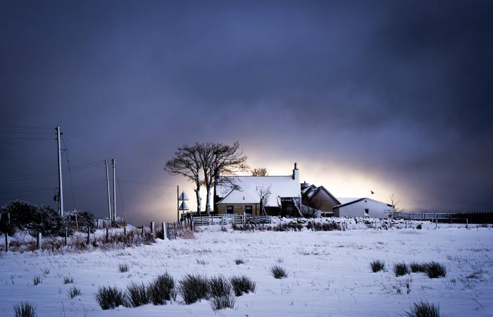 Nouvel avertissement de neige et de glace émis par le Met Office alors que des perturbations de voyage sont attendues