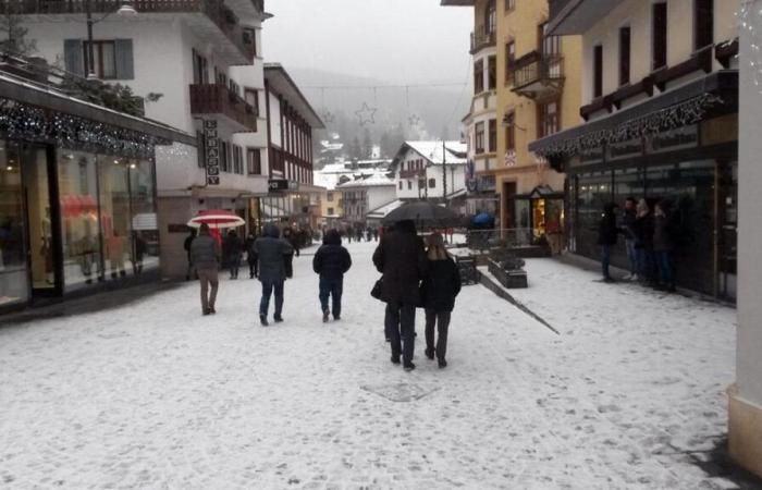 les premiers flocons arrivent. Quand et où