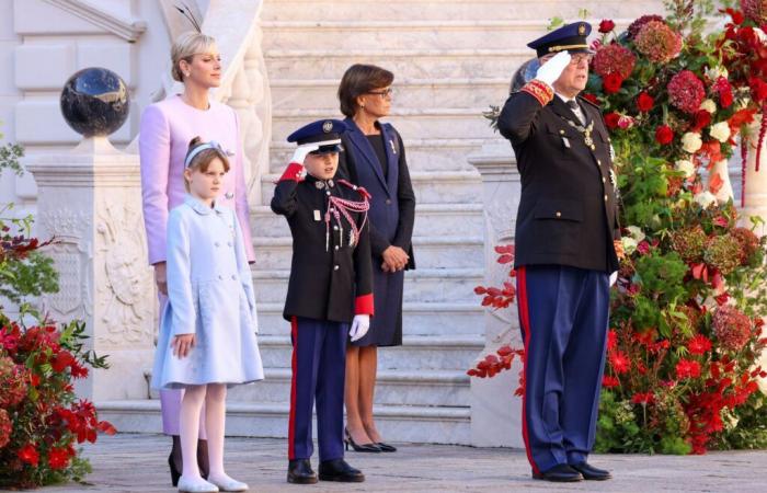 La France honorée par le Prince Albert