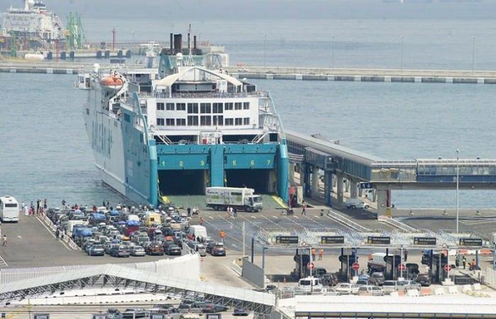 Deux compagnies maritimes espagnoles sont en compétition pour acquérir la ligne Tarifa-Tanger