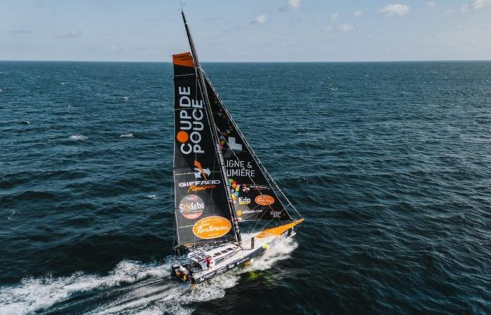 un Imoca aux couleurs de l’association Coup de Pouce