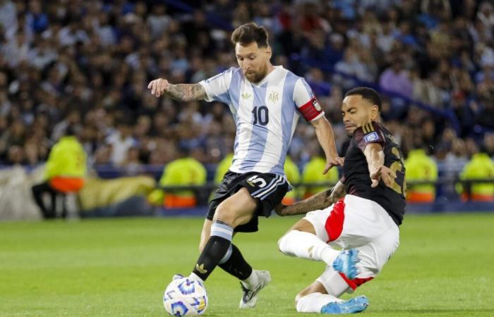 Lionel Messi égale le record de passes décisives de Landon Donovan lors de la victoire en Argentine