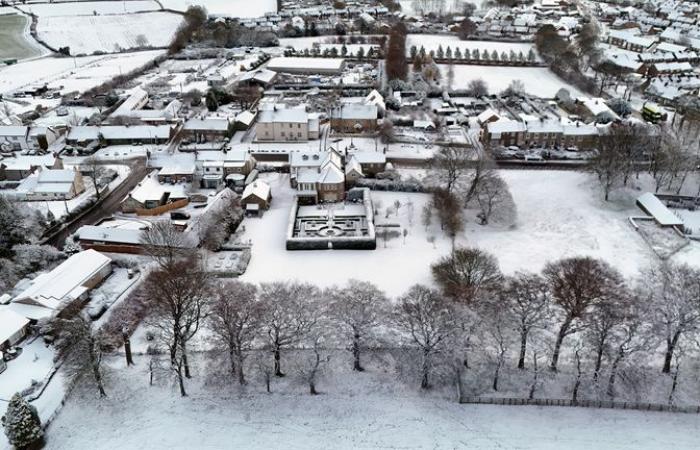 Météo au Royaume-Uni : de nouvelles alertes de neige et de verglas émises alors que les prévisionnistes mettent en garde contre de nouvelles perturbations dans les voyages