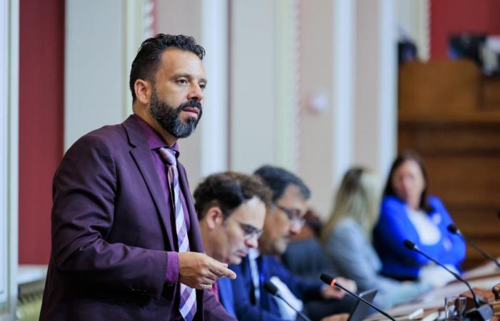 Solidarité au Québec | Le député Haroun Bouazzi prend une pause de « quelques jours »