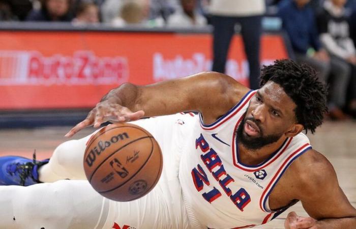 Juste au moment où vous pensiez que cela ne pouvait pas être pire, les Sixers perdent face aux Grizzlies en désavantage numérique, Paul George se blesse à nouveau au genou gauche