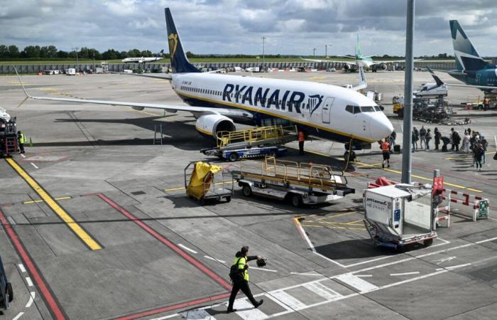 Ryanair menace de ne plus desservir 10 aéroports français à partir du 1er janvier