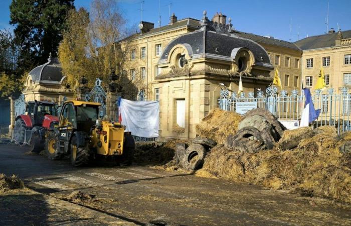 Radio 8 Ardennes | Des agriculteurs expulsés par les CRS à la demande du Préfet