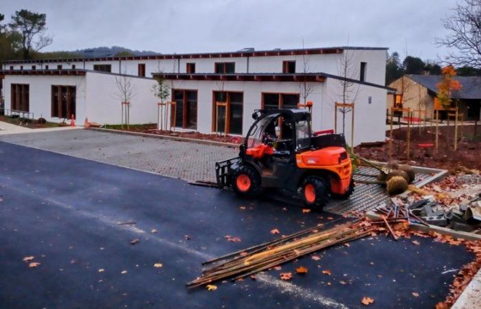 Après un an d’attente et d’interrogations, face à un chantier inerte, l’Institut pour jeunes aveugles envisage une ouverture prochaine, à Cahors.