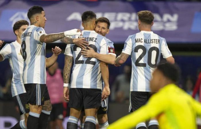 L’Argentine gagne avec un génie de Messi qui met Lautaro à égalité avec Maradona