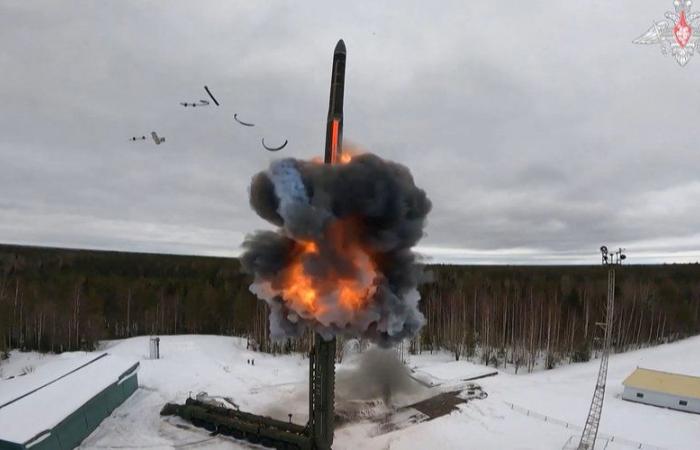 avec ce lancement de missile intercontinental, la Russie veut « hystériser la scène de guerre » avec « une autre menace nucléaire »