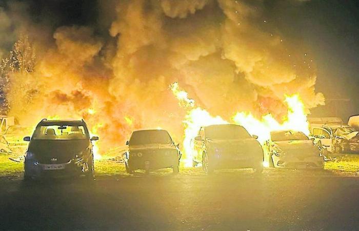 21 voitures détruites dans un incendie de garage / Les Hautes-Pyrénées placées en alerte jaune au vent à partir de midi… Information à suivre ce jeudi 21 novembre