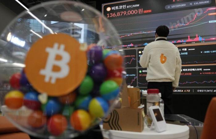 Bitcoin atteint un niveau record alors que le soutien de Trump à la cryptographie s’accélère