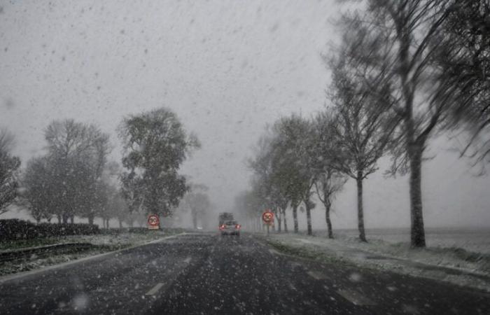 Chutes de neige en Île-de-France, 58 départements placés en vigilance orange