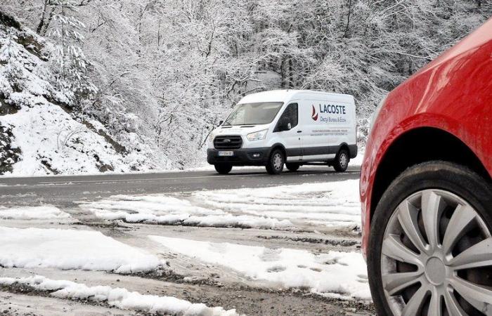 5 à 10 cm de neige en plaine, rafales de vent supérieures à 110 km/h… 58 départements placés en vigilance orange