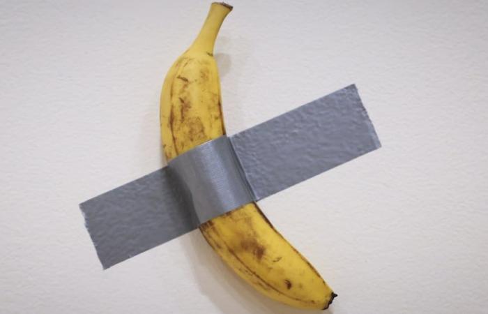 Une banane proclamée œuvre d’art vendue 6,2 millions de dollars à New York