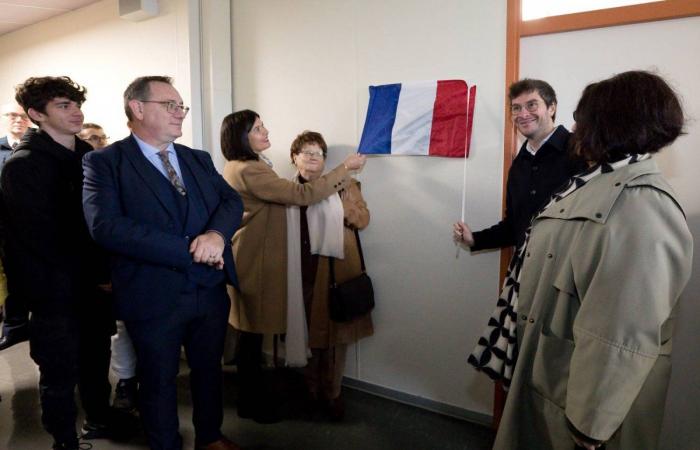 Le lycée professionnel porte le nom de Roland Carraz