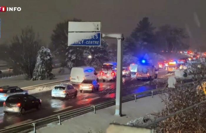 400 km de bouchons, chaos dans les aéroports et gares