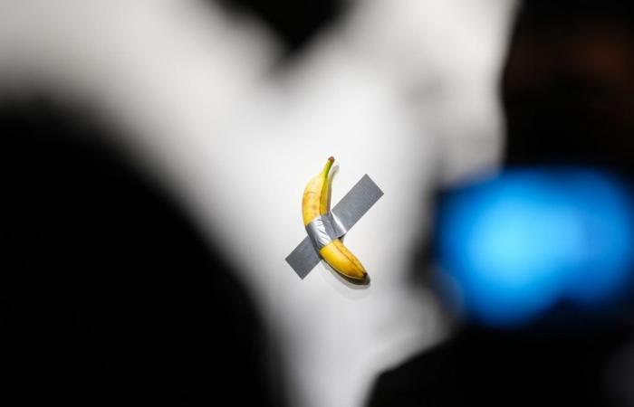 La banane de 6,2 millions de dollars de Cattelan stimule une soirée de ventes aux enchères par ailleurs inégale chez Sotheby’s