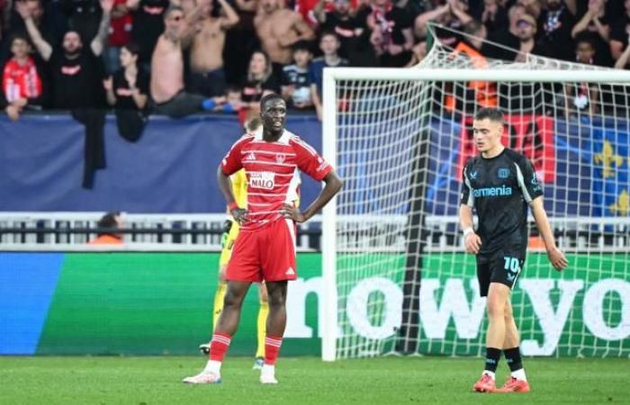 Brest va à Monaco diminué derrière, mais les records reviennent devant