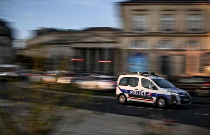 Placé sous bracelet électronique à Angers, il a été arrêté à Laval puis incarcéré pour